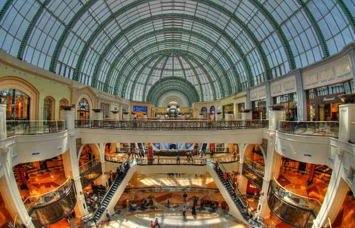 خریدی لذت بخش در امارات مال دبی